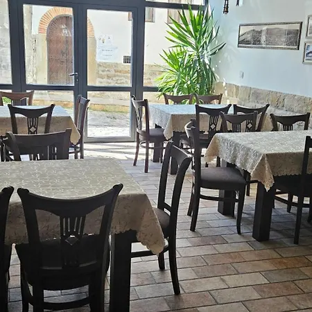 Πανσιόν Saint Petka